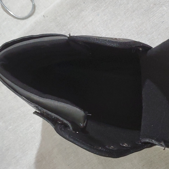 Men's Hightops - Picture 3 of 6